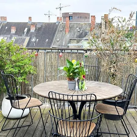Penthouse Med Egen Tagterrasse Apartman *